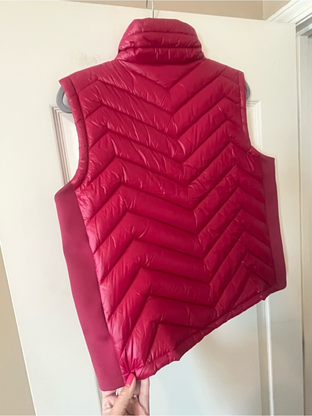 Calvin Klein Red Quilted Sleeveless Puffer Vest Women’s Size Large - Picture 13 of 16